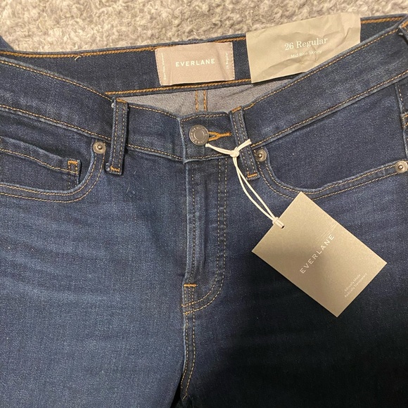Everlane Mid Rise Skinny Jean 26R NWT - Picture 3 of 3